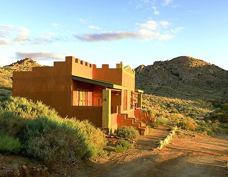 Klein-Aus Vista Desert Horse Inn Exterior photo